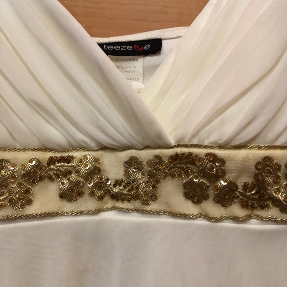 Ladies Party Dress - Picture 3 of 5